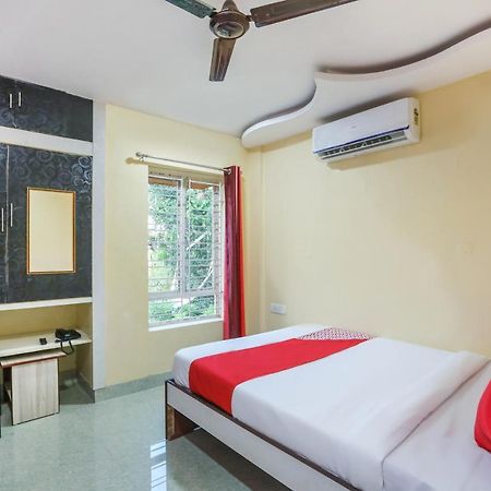 Oyo 62042 Niloy Guest House Jādabpur Exterior foto